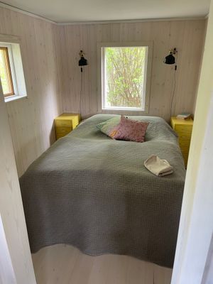 Litet hus med sjötomt och egen brygga i Mälaren - Bild 11