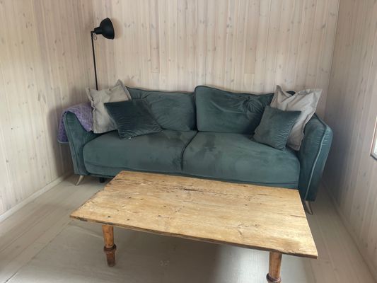 Litet hus med sjötomt och egen brygga i Mälaren - Bild 7