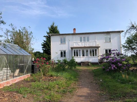 Bockekulla Gård - Boka rum på våran hästgård!