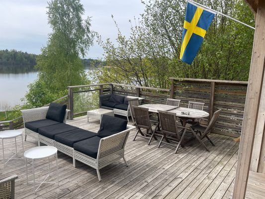 Litet hus med sjötomt och egen brygga i Mälaren - Bild 21