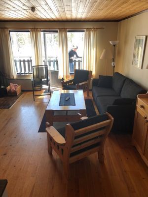 Hyr denna stuga i Sälen på 50 m². 4-6 sängplatser. Från 7 000 kr per vecka. Se bilder och tillgänglighet här.