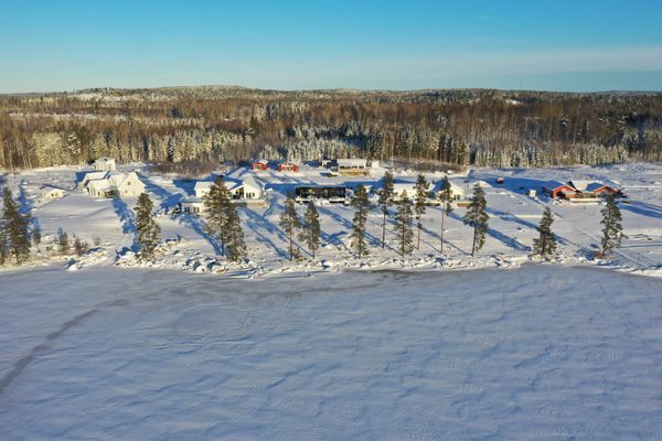 Modern Stuga med sjöutsikt, spa anläggning - Bild 66