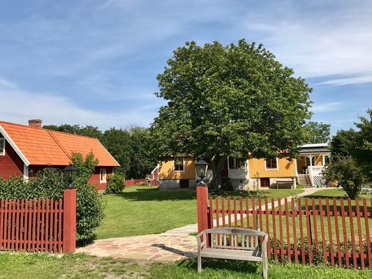 Fantastiskt mysig Ölandsgård mitt på ön