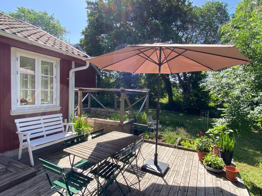 Hyr denna stuga i Grebbestad på 70 m². 4-6 sängplatser. Från 13 500 kr per vecka. Se bilder och tillgänglighet här.