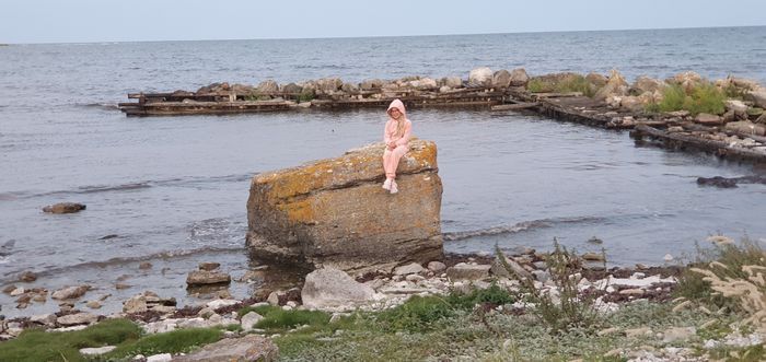 Vinterbonat fritidshus centralt på Fårö - Bild 16