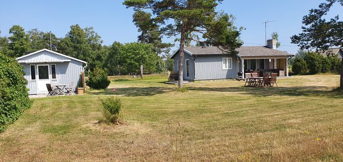 Vinterbonat fritidshus centralt på Fårö - Bild 12