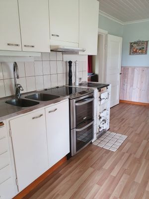 Bild 3 på Röd stuga på landet