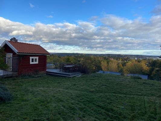 Idyllisk Skärgårdsstuga med milsvid havsutsikt - Bild 13