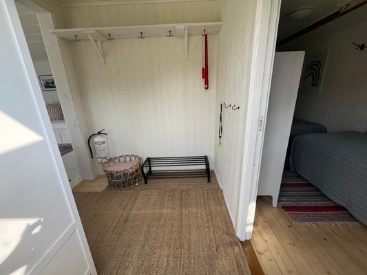 Charmigt sommarboende mitt i Böda med 1400kvm tomt - Bild 16