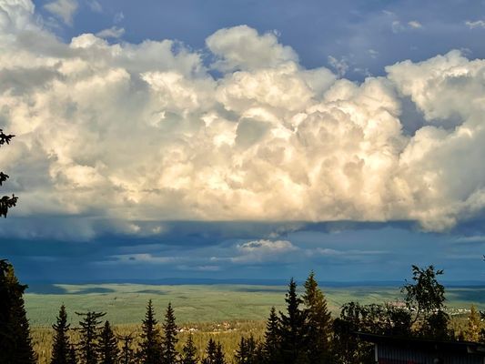 Panoramautsikt över fjället. Toppläge i Sälen.