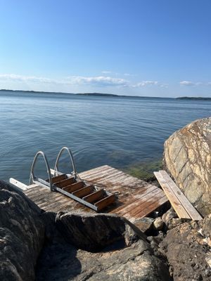 Bild 4 på Hus och två gäststugar vid vattnet