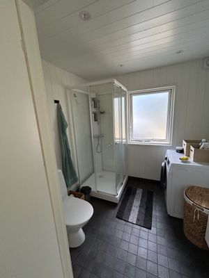 Badrum, stora stugan