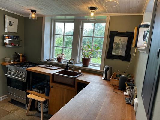 Bogsta By – Historisk Sörmlandsgård med sjöutsikt - Bild 14