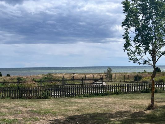 Stort hus på Gotland vid havet