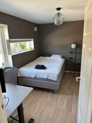 Modern villa i Dalarös skärgård nära stränder - Bild 14