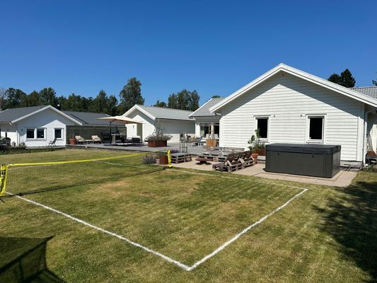 Modern villa i Dalarös skärgård nära stränder - Bild 7