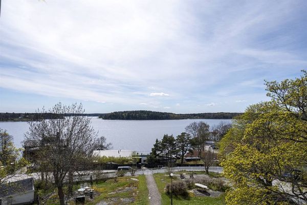 Lägenhet med havsutsikt i anrik byggnad i Vaxholm - Bild 16