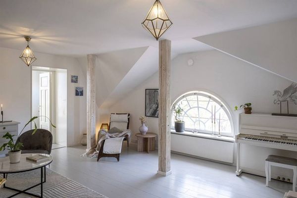 Lägenhet med havsutsikt i anrik byggnad i Vaxholm