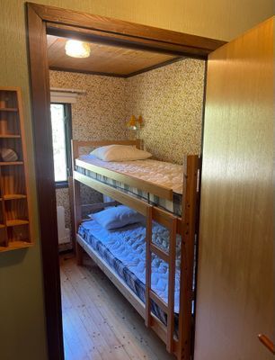 Stuga nära skog och hav - Bild 11