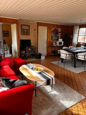 Hus nära skog, hav och ängar - Bild 8