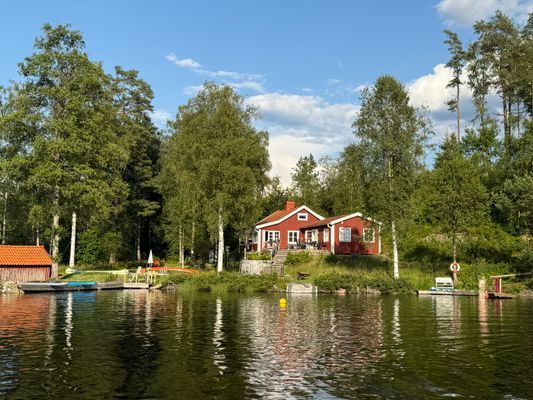 Torp med egen strand