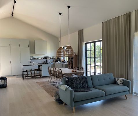 Bild 3 på Modernt sommarhus i hjärtat av Ljugarn, Gotland