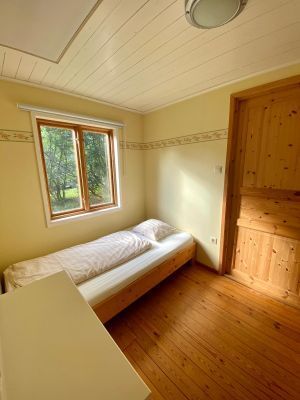 Stuga 3min från sjön - Bild 13