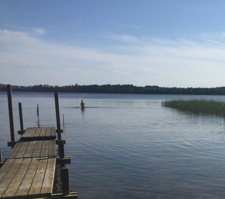 Villa, nära långgrund strand i enskilt område - Bild 12