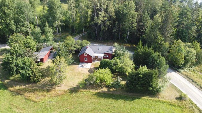 Bild 4 på Stuga 3min från sjön