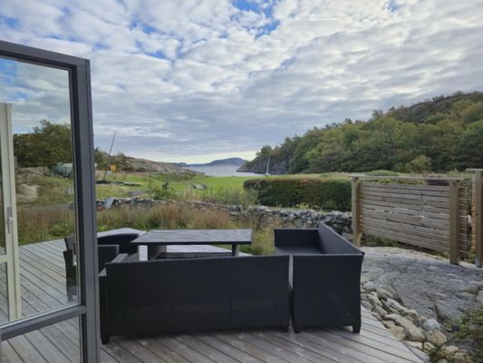 Strandnära hus på Instön Marstrand