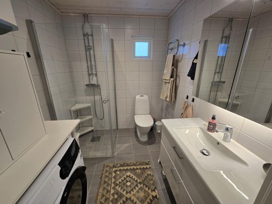 Bild 3 på Strandnära hus på Instön Marstrand