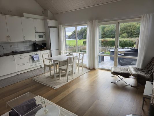 Strandnära hus på Instön Marstrand - Bild 9