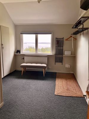Unik fjällgård i Åkersjön med utsikt över sjön - Bild 16