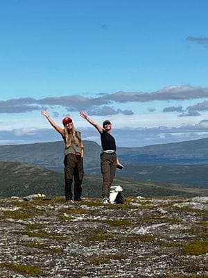 Fin stuga i Bruksvallarna - skiin/out-walkin/out!