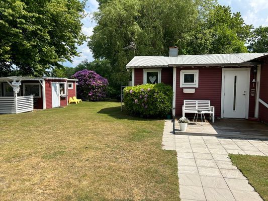 Hyr denna stuga i Pukavik på 80 m². 6-8 sängplatser. 5 995 - 7 995 kr per vecka. Se bilder och tillgänglighet här.