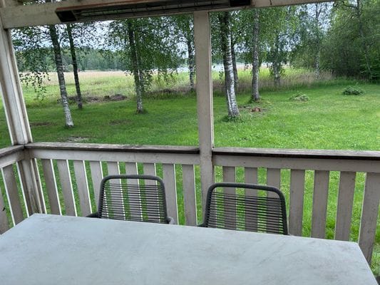 Sjönära fritidshus i lugna omgivningar - Bild 21