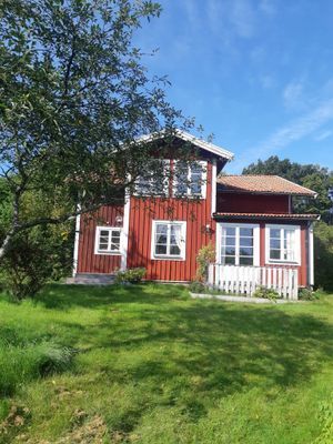 Hyr denna stuga i Stockholm på 150 m². 7 sängplatser. Från 2 000 kr per dag. Se bilder och tillgänglighet här.
