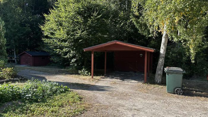 Skogsnära stuga i Ludvigsborg - Bild 11