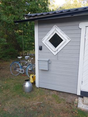 Mys i stuga  med fin natur vid sjö och skog - Bild 10