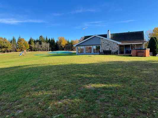 Ödegård/Skogsgård med sjö,spabad och oppkudde - Bild 7