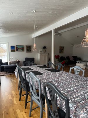 Rymlig villa vid Uttransjön - Bild 9