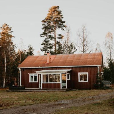 Charmigt fritidshus i skogsbrynet - Bild 17