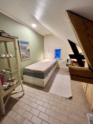 Hus från 1850 med pool och bastu - Bild 15