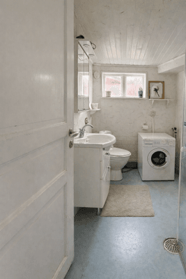 Sommarhus på Siarö med sjöutsikt. - Bild 11