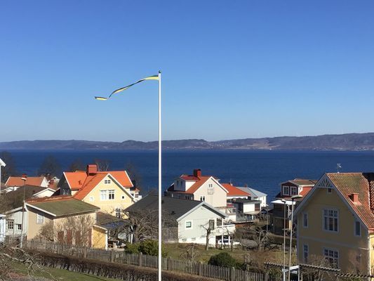 Hyr denna stuga i Jönköping på 145 m². 4 sängplatser. 12 000 - 14 000 kr per vecka. Se bilder och tillgänglighet här.