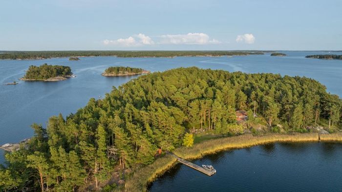 Bild 3 på Sjöställe på mindre ö mitt i Stockholms skärgård!
