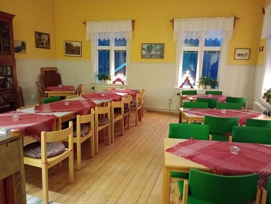 Stort hus med möjligheter - Bild 7