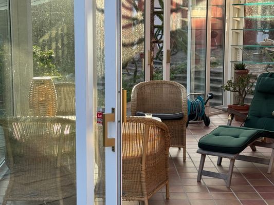 Villa vid stranden med havsutsikt - Bild 9