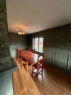 Hyr denna stuga i Mora på 300 m². 20-25 sängplatser. Pris ej tillgängligt. Se bilder och tillgänglighet här.