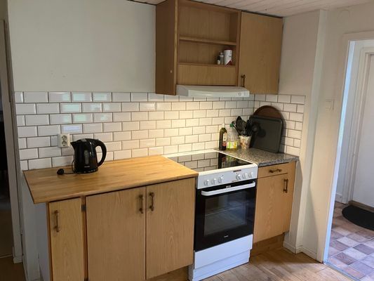 Hyr denna stuga i Borås på 104 m². 8-11 sängplatser. 6 500 - 7 500 kr per vecka. Se bilder och tillgänglighet här.